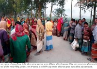 প্রতিদিন উত্তরবঙ্গের শ্রমিকদের শ্রম বিক্রির হাট মিলছে মুন্সীগঞ্জে প্রতিদিন উত্তরবঙ্গের শ্রমিকদের শ্রম বিক্রির হাট মিলছে মুন্সীগঞ্জে